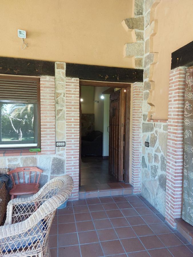 Villa Higueras Y Olivos Candeleda Esterno foto
